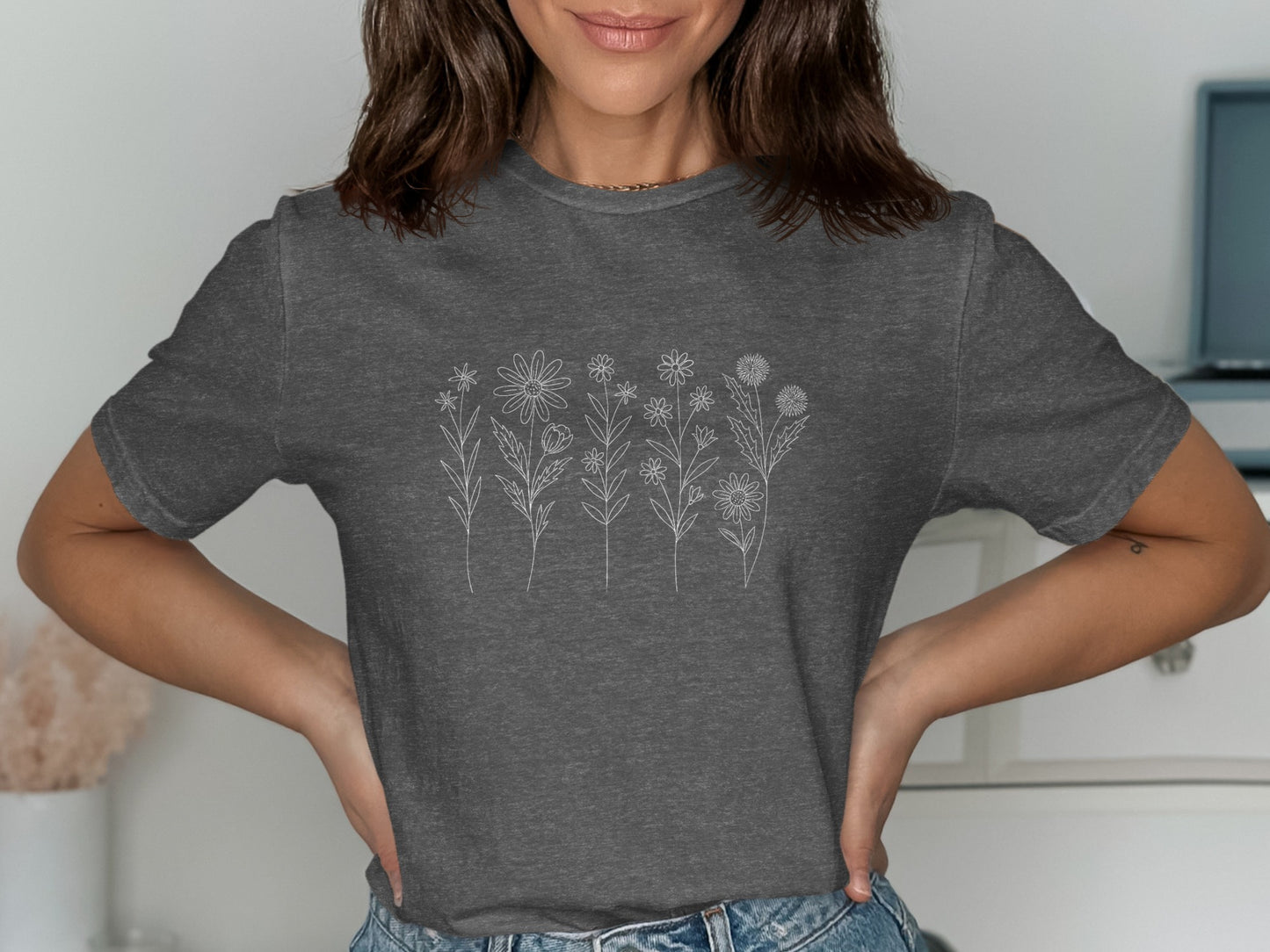 Floral Graphic Print Basic Casual T-Shirt product