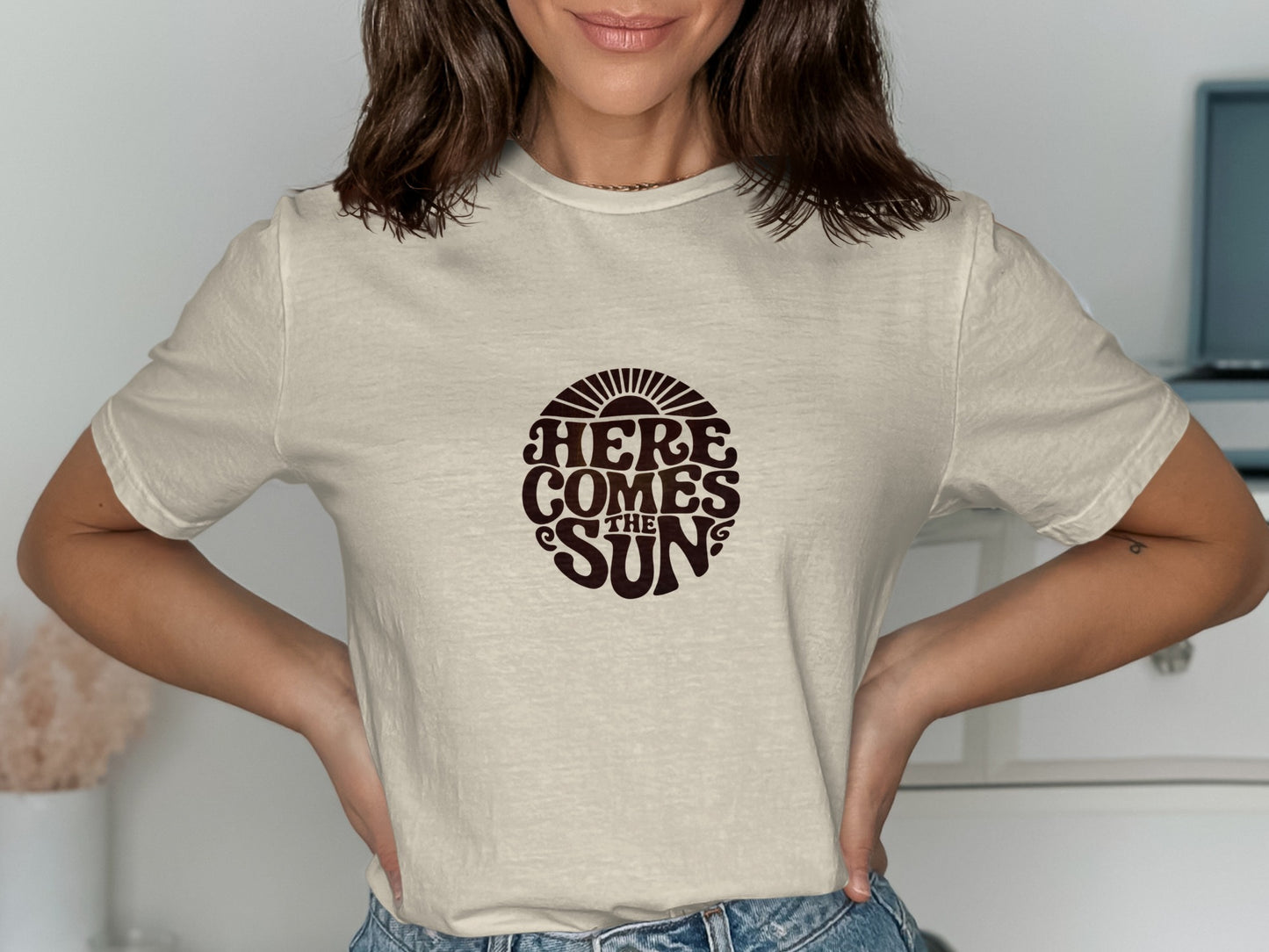 Here Comes The Sun Print Trendy Casual Wear Product Type