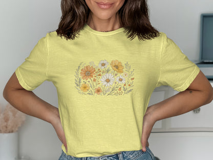 Floral Graphic Yellow Women's T-Shirt Product
