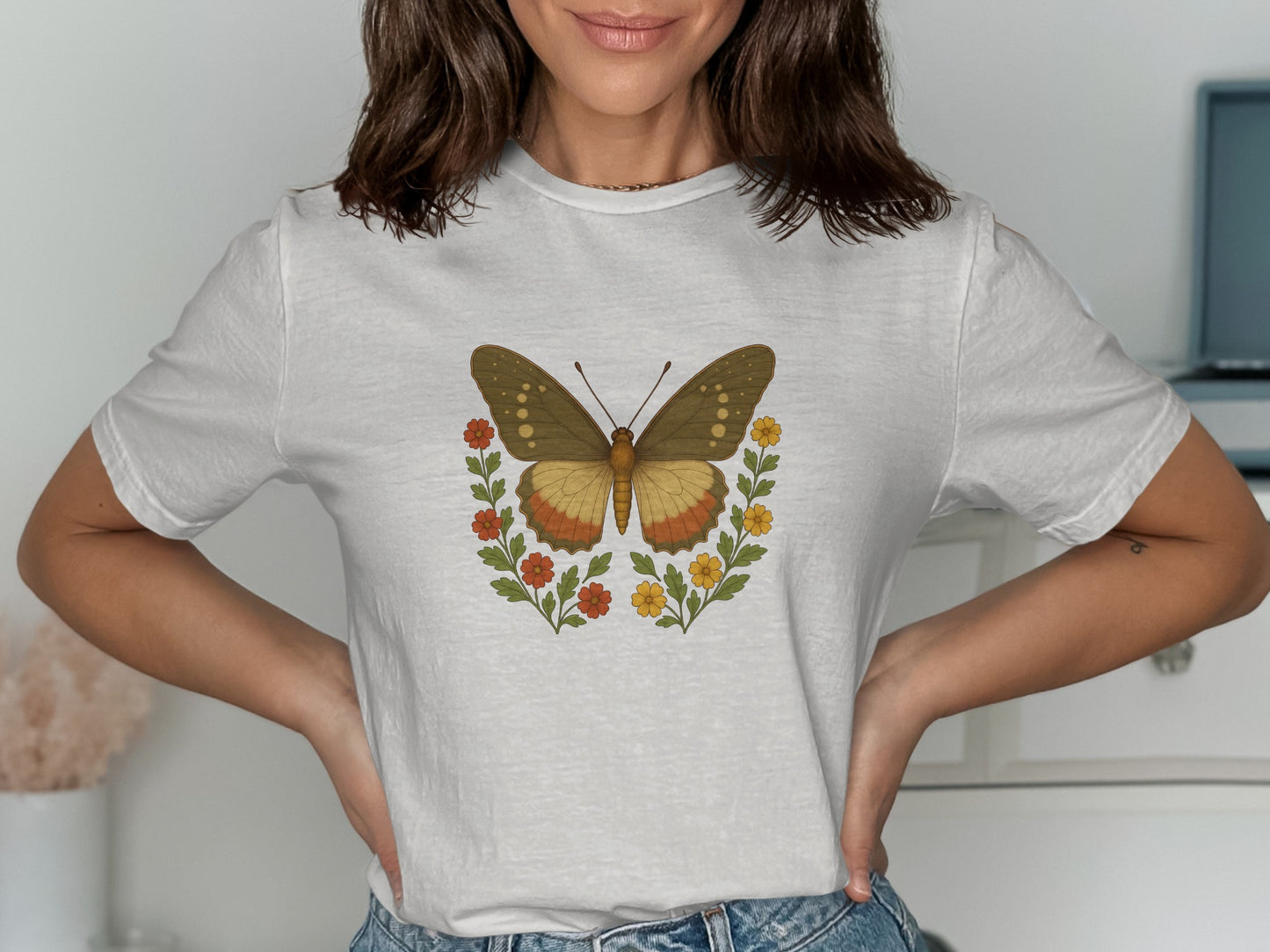 Vintage Butterfly Floral Graphic Women's T-Shirt product type