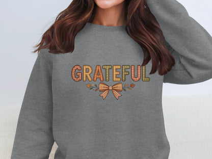 Grateful Lettering with Bow Autumn Design Sweater