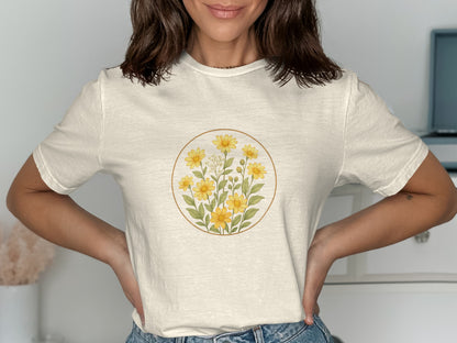 Cheerful Yellow Daisies Round Graphic T-shirt product type
