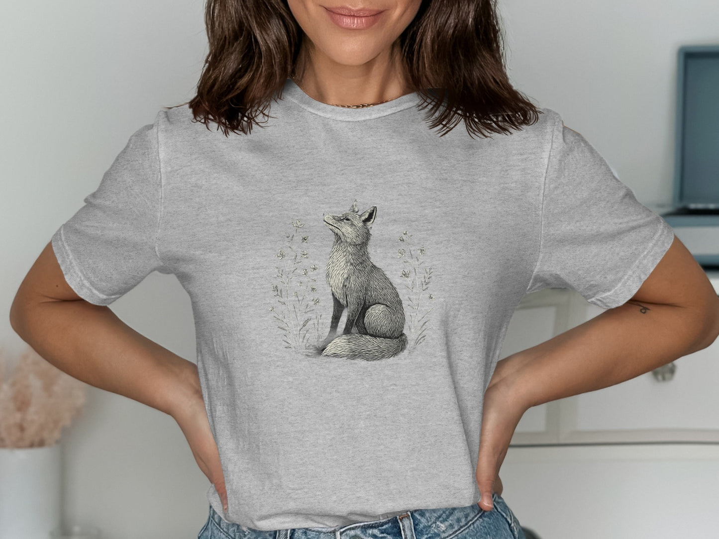 Charming Fox Design on Gray Casual T-shirt product type