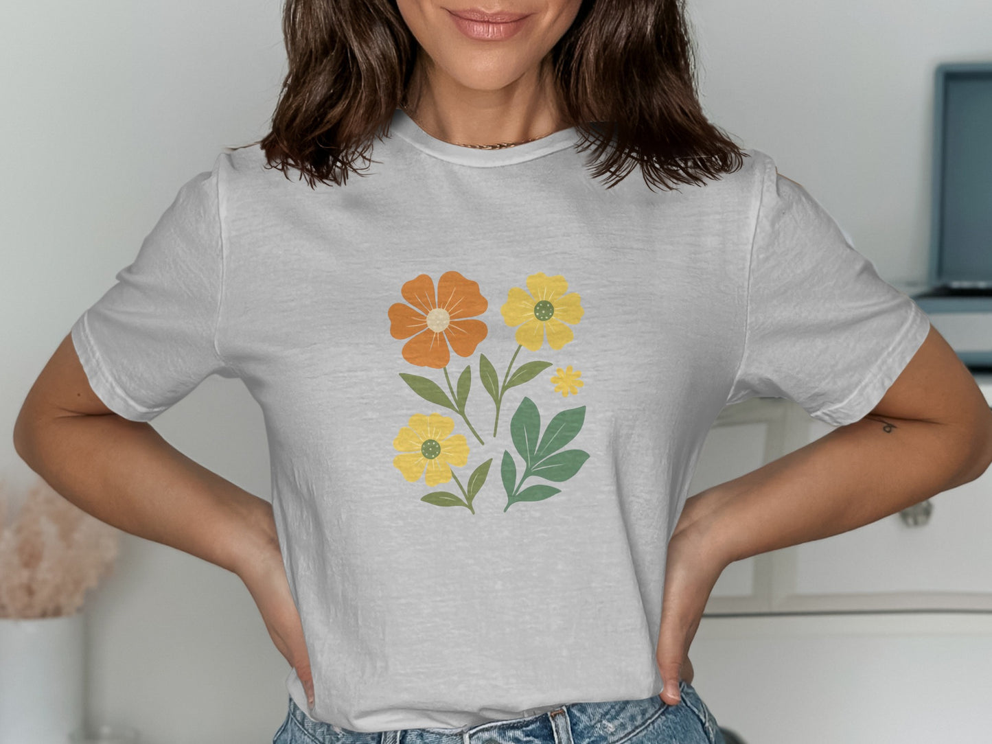 Floral Graphic Short Sleeve Women's T-Shirt product type