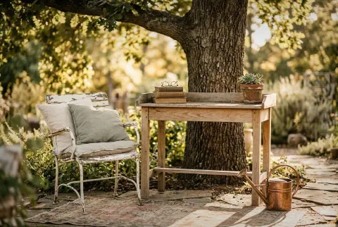 How to Build an Outdoor Reading Nook Under a Tree